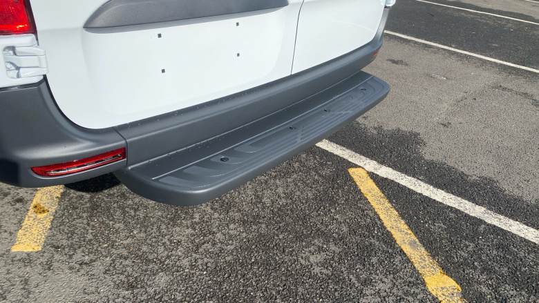 Mercedes-Benz Sprinter E314 L3 Electric Rwd 100kW 81kWh Pro Van Auto